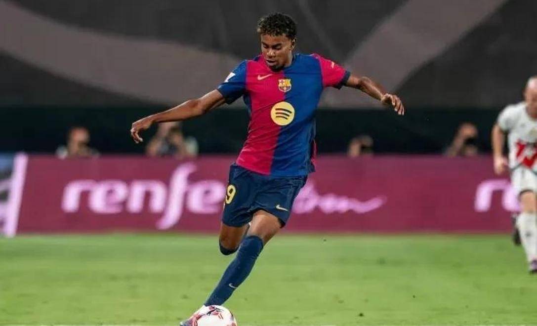 陈熠4-1陈幸同 晋级WTT总决赛女单四强