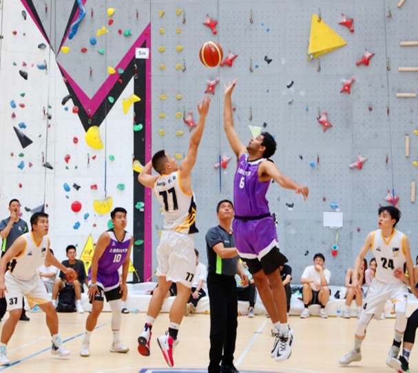 杰伦·约翰逊背靠背拿下三双，成为老鹰队史第二人